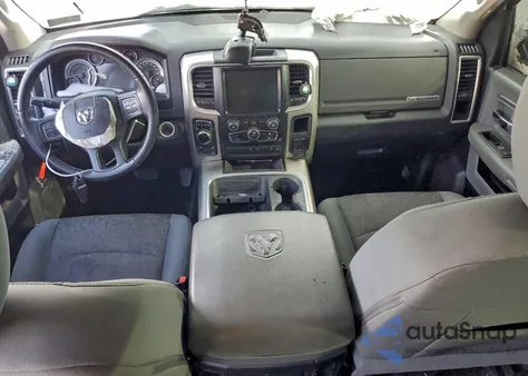 2016 Ram 1500 Slt z USA, uszkodzony, nr VIN 1C6RR7LG5GS372616